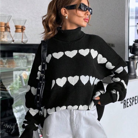 Luxe Turtle Neck Color Heart Shape Pattern Flare Sleeve Knit Sweater Top - Picture 1 of 7